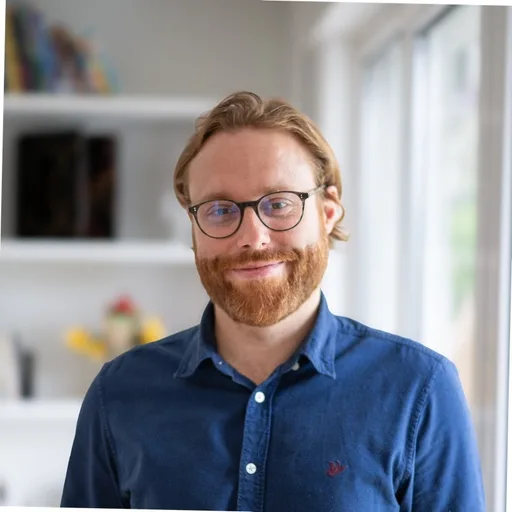 Portrait de Bastien Muster, cofondateur de Kwiiz